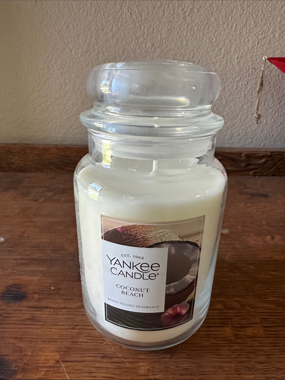 Yankee Candle White Jar Candle with Clear Glass Lid